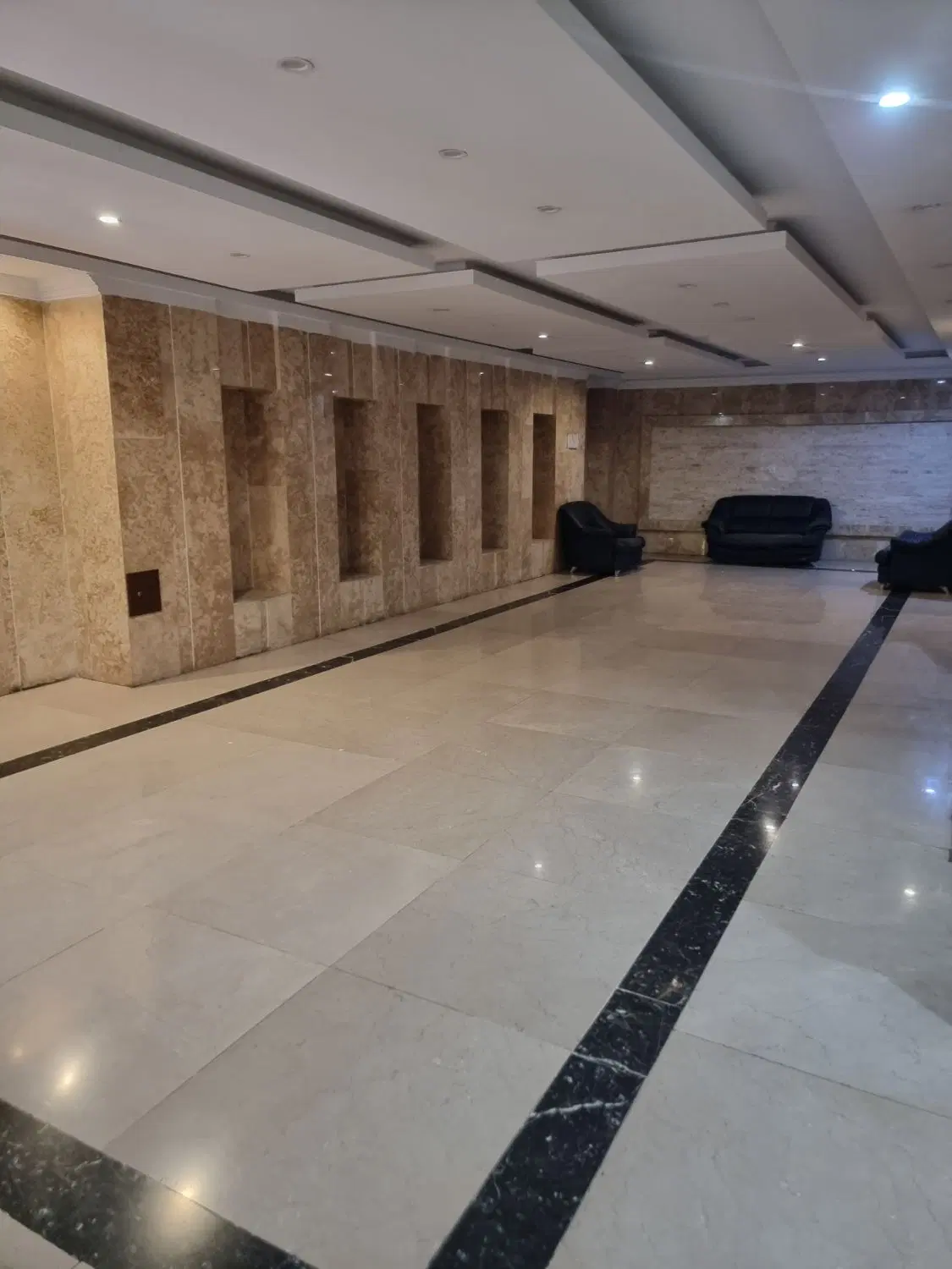 فروش آپارتمان ۶۲ متری مطهری سربداران