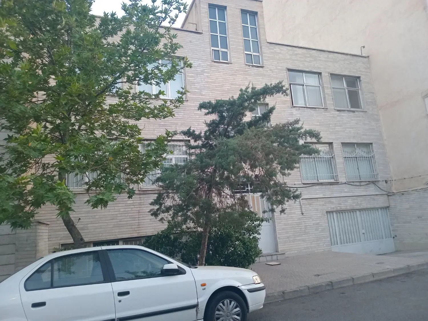 ۴۵۰متر کلنگی جنوبی بر ۱۴ فردوس شرق