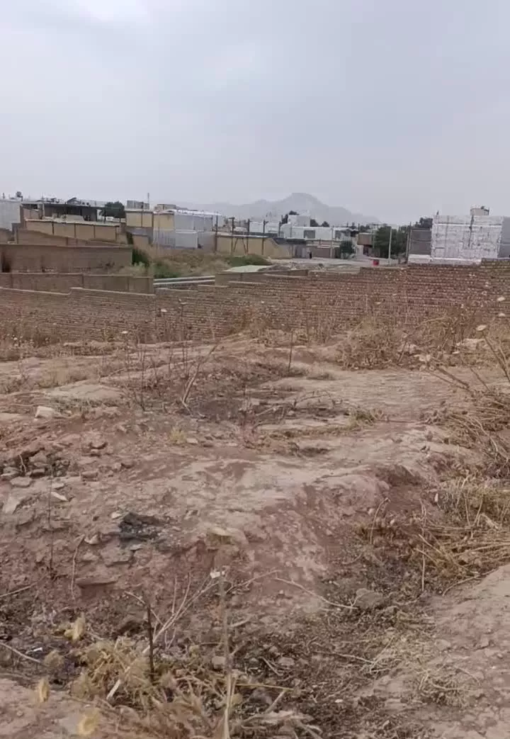 زمین ۲۰۰ متری گدارپهن