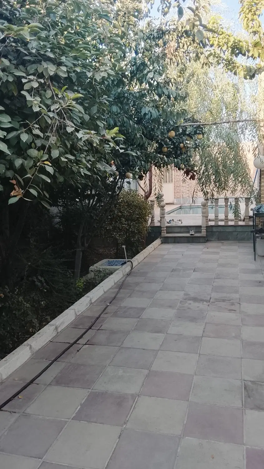 ویلا باغ باغچه زمین