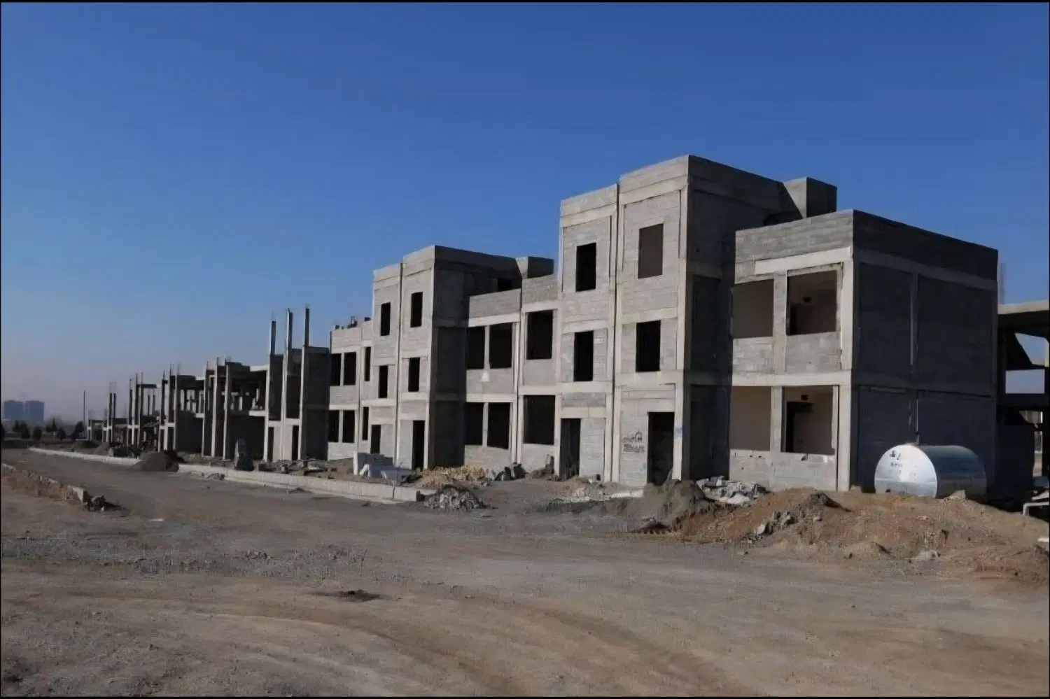 زمین مسکن ملی