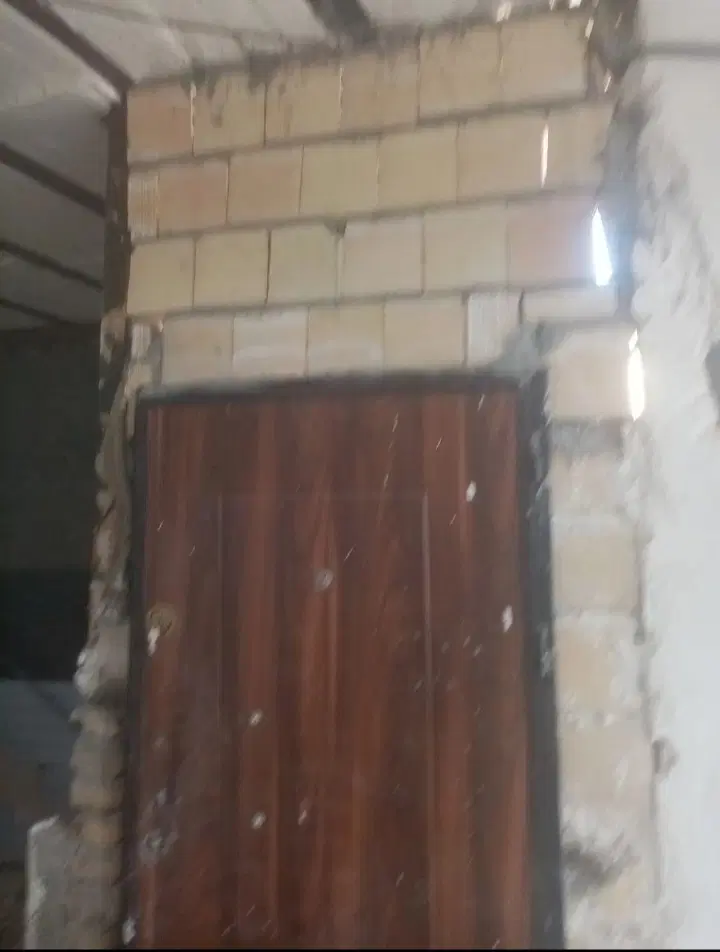 ساختمان نیمه کاره