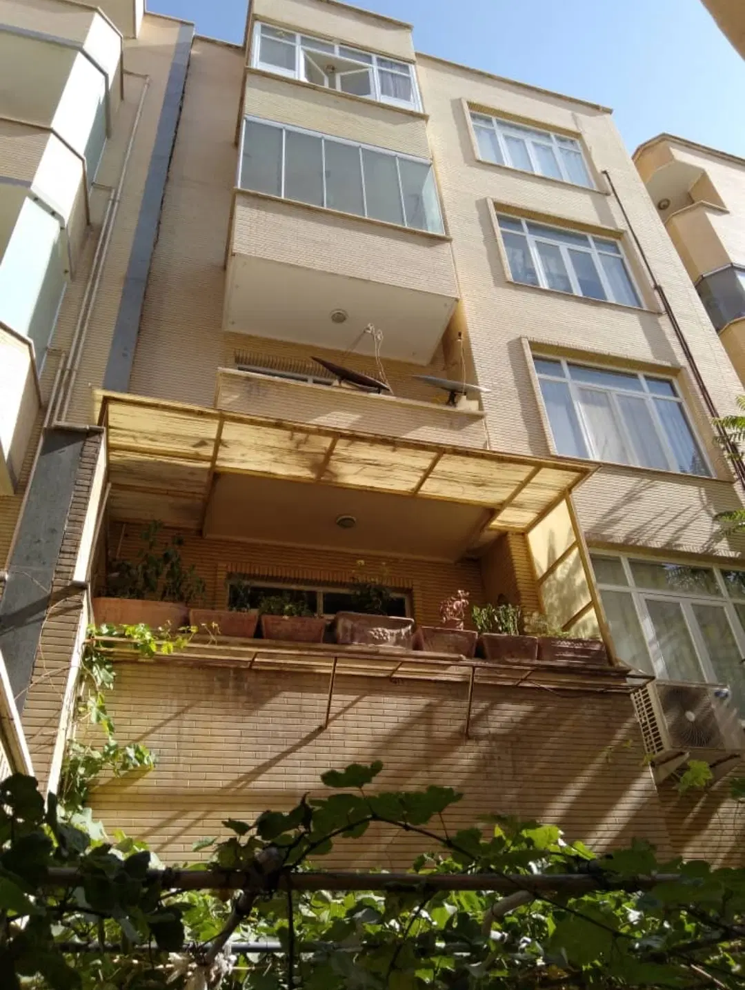 شهناز . شریعتی جنوبی . جنوبی .