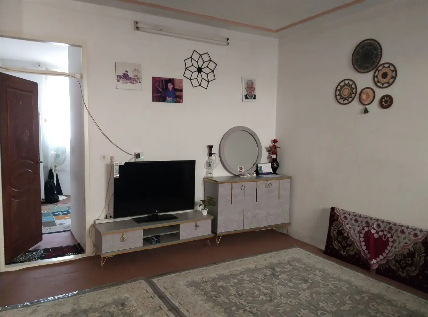 خانه حیاط داری سه راه مدرسه شهرصنعتی