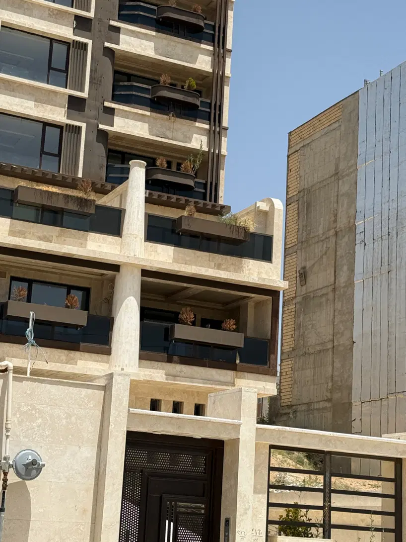 دوخواب بوستان