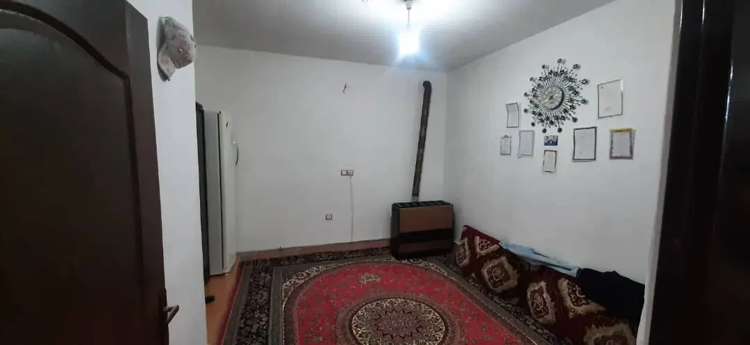 رهن و اجاره آپارتمان ۱۳۰ متر . تک واحدی