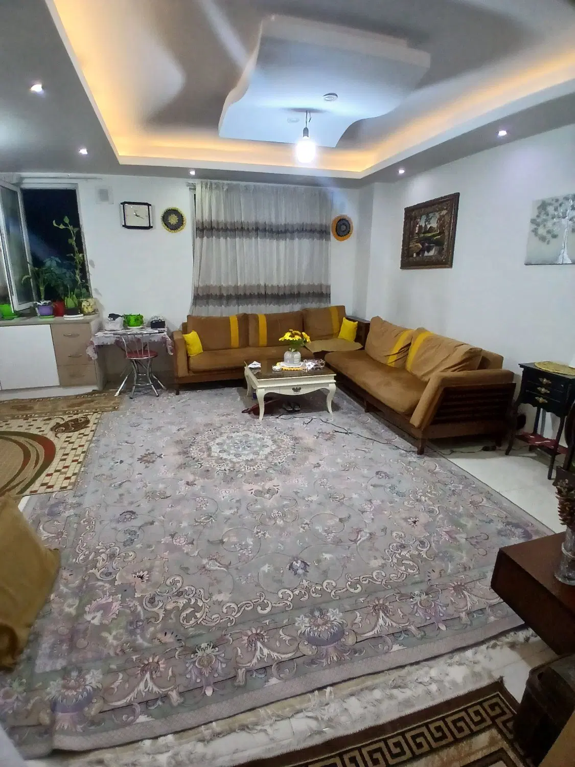 ۵۰ متر هاشم آباد طبقه اول ۵ سال ساخت