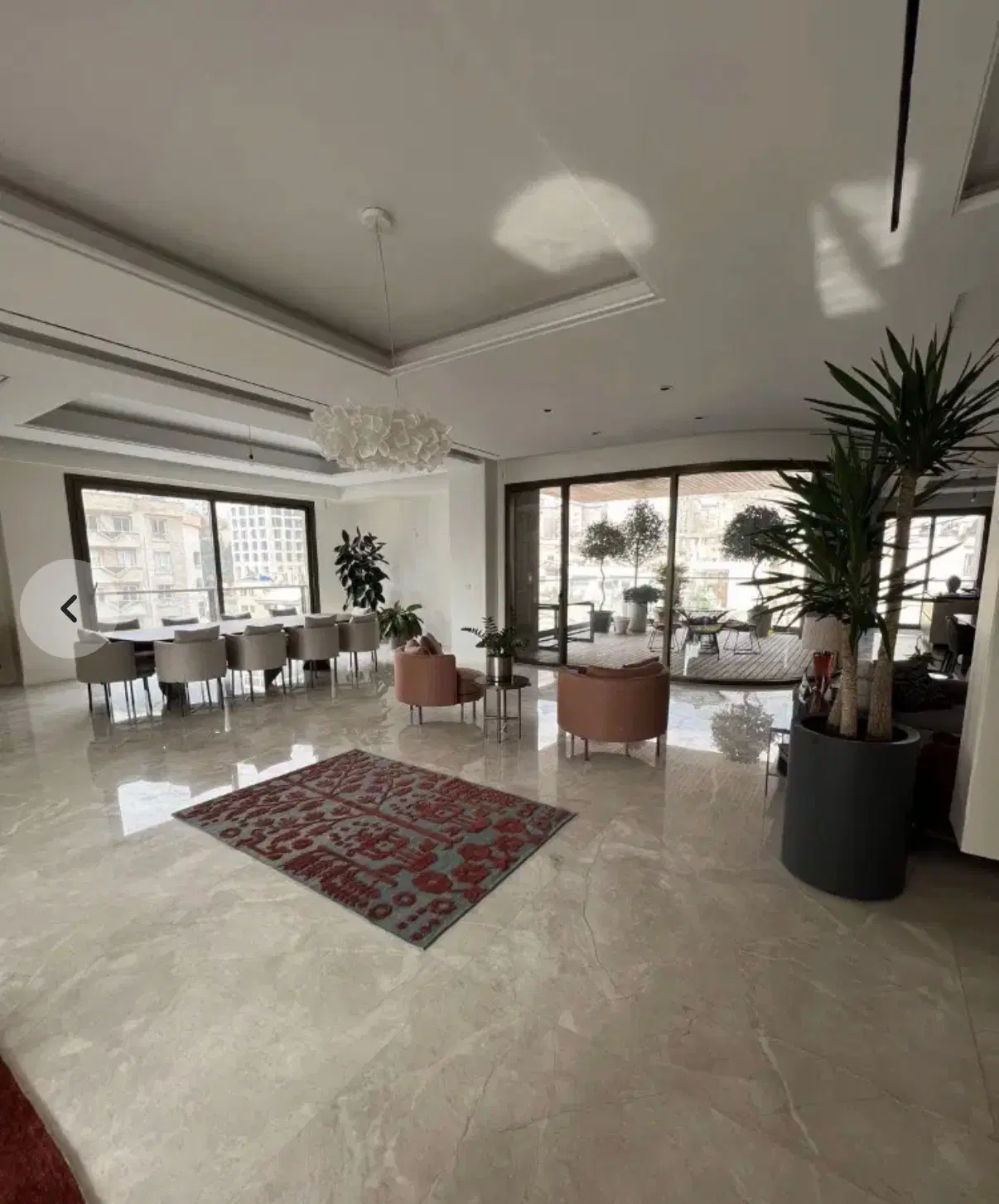 آپارتمان ۱۲۵ متری_۲خواب_زرهی_پاسداران