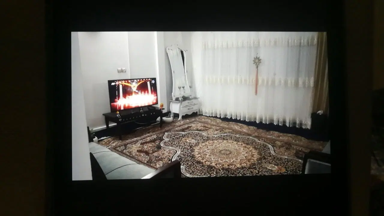 واحد فروشی ، حاشیه خیابان ابوریحان