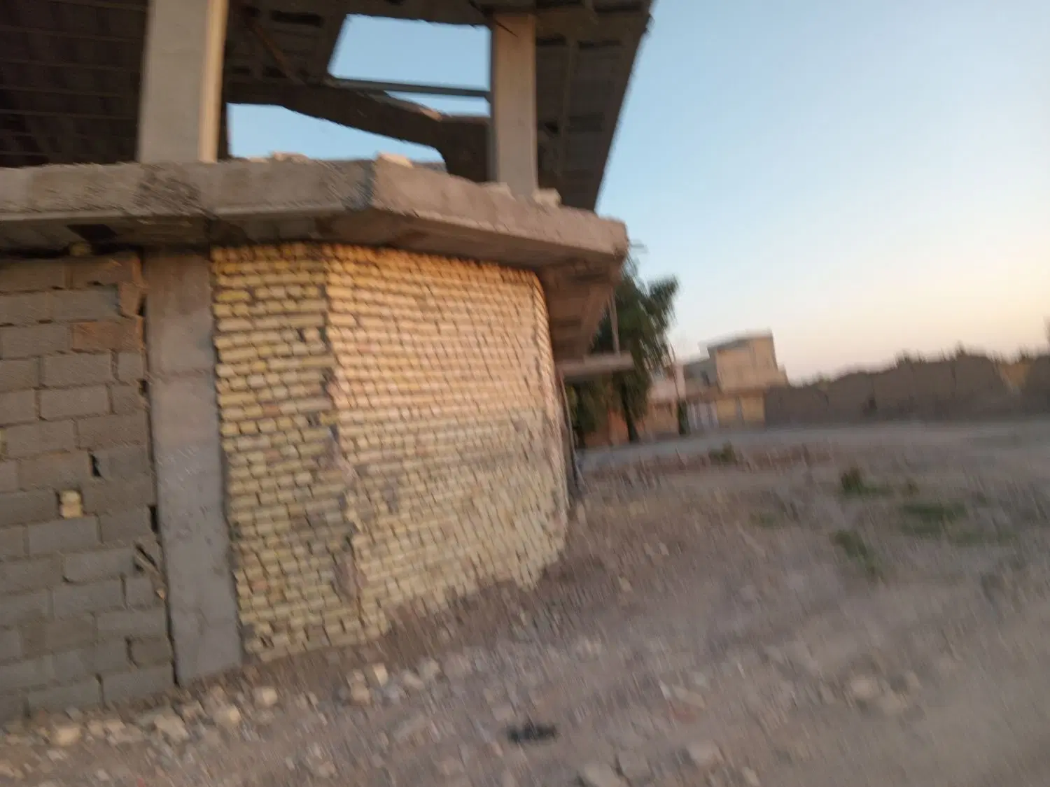 ساختمان  ۲ طبقه