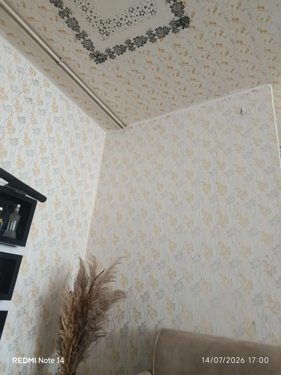 خانه ۱۵۰ متری حیاط دار پارکینگ دار یک خوابه
