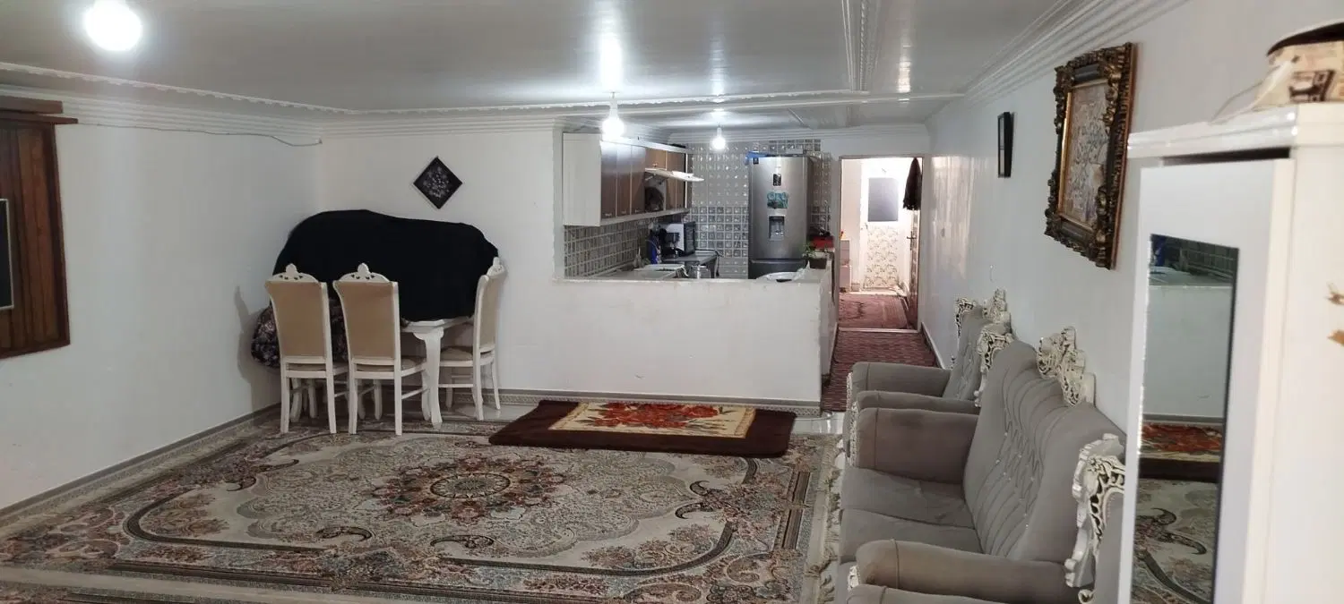 فروش یک باب منزل مسکونی واقع در محمدابادمیثم