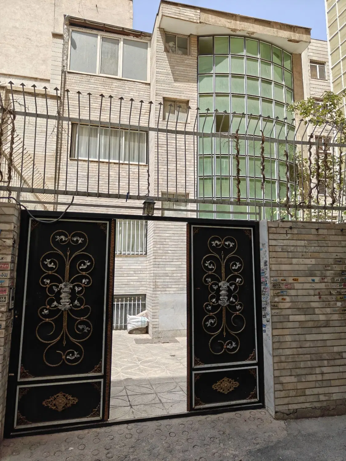 فروش ملک ۱۴۰ متری خیابان خراسان