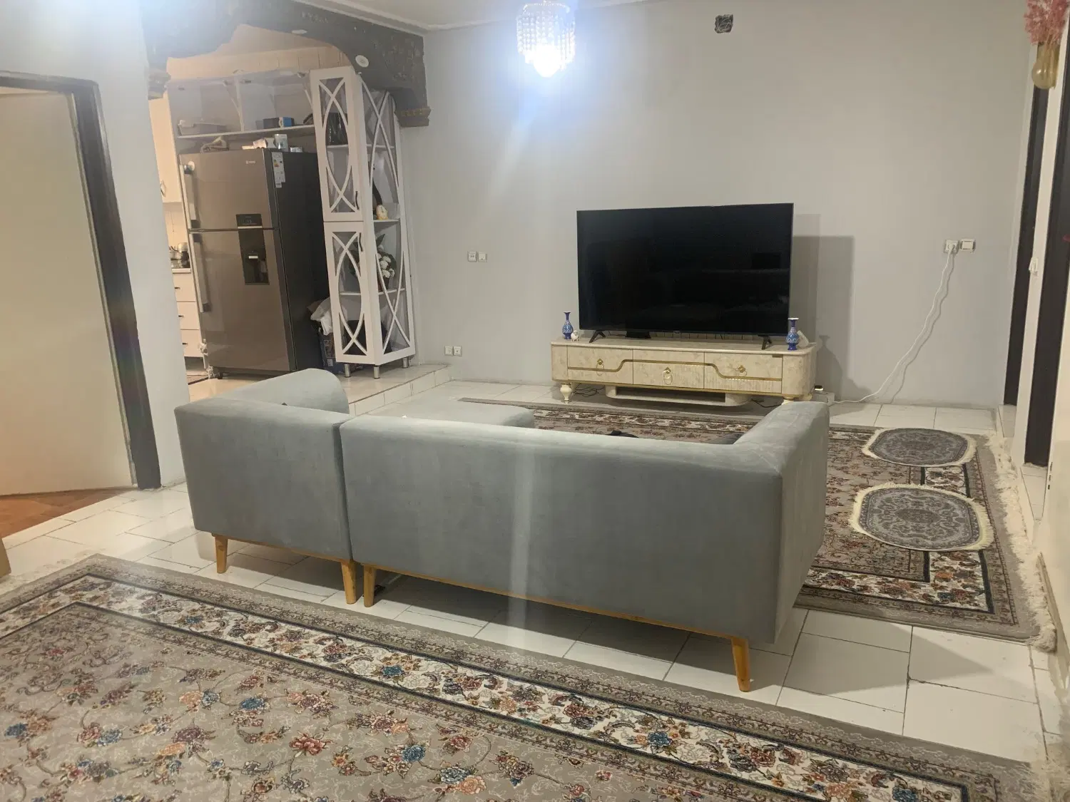 آپارتمان ۷۰ متری مجتمع‌ علمدار گلشن
