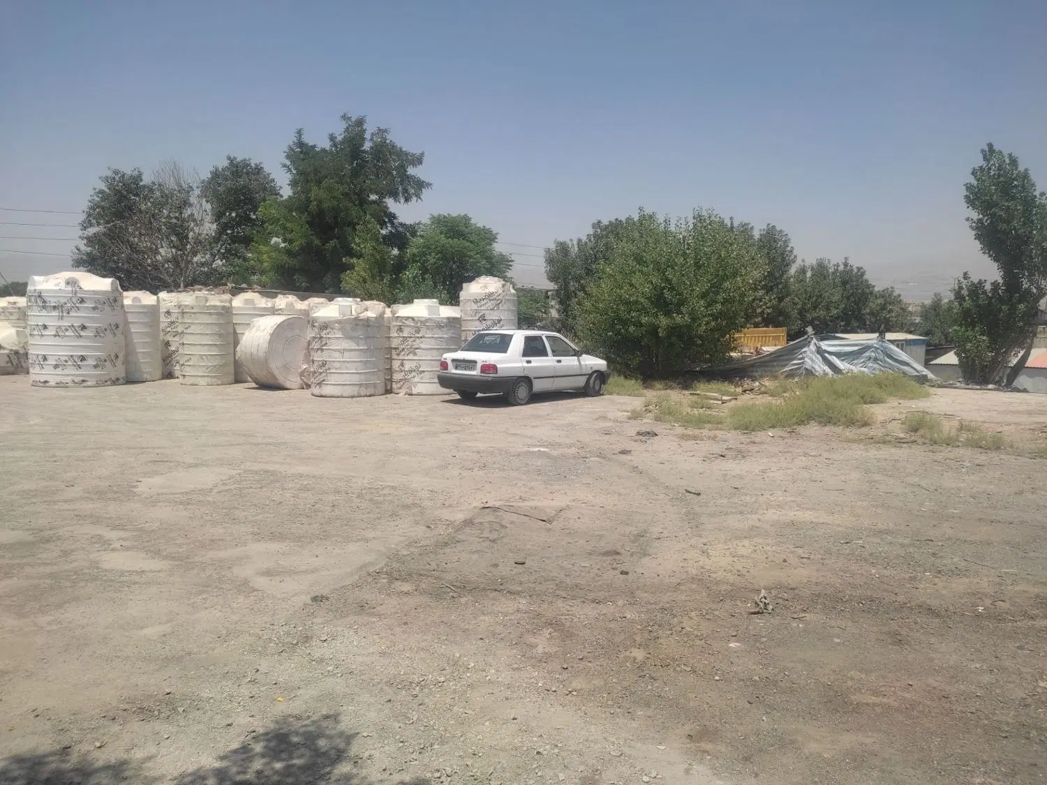 اجاره محوطه