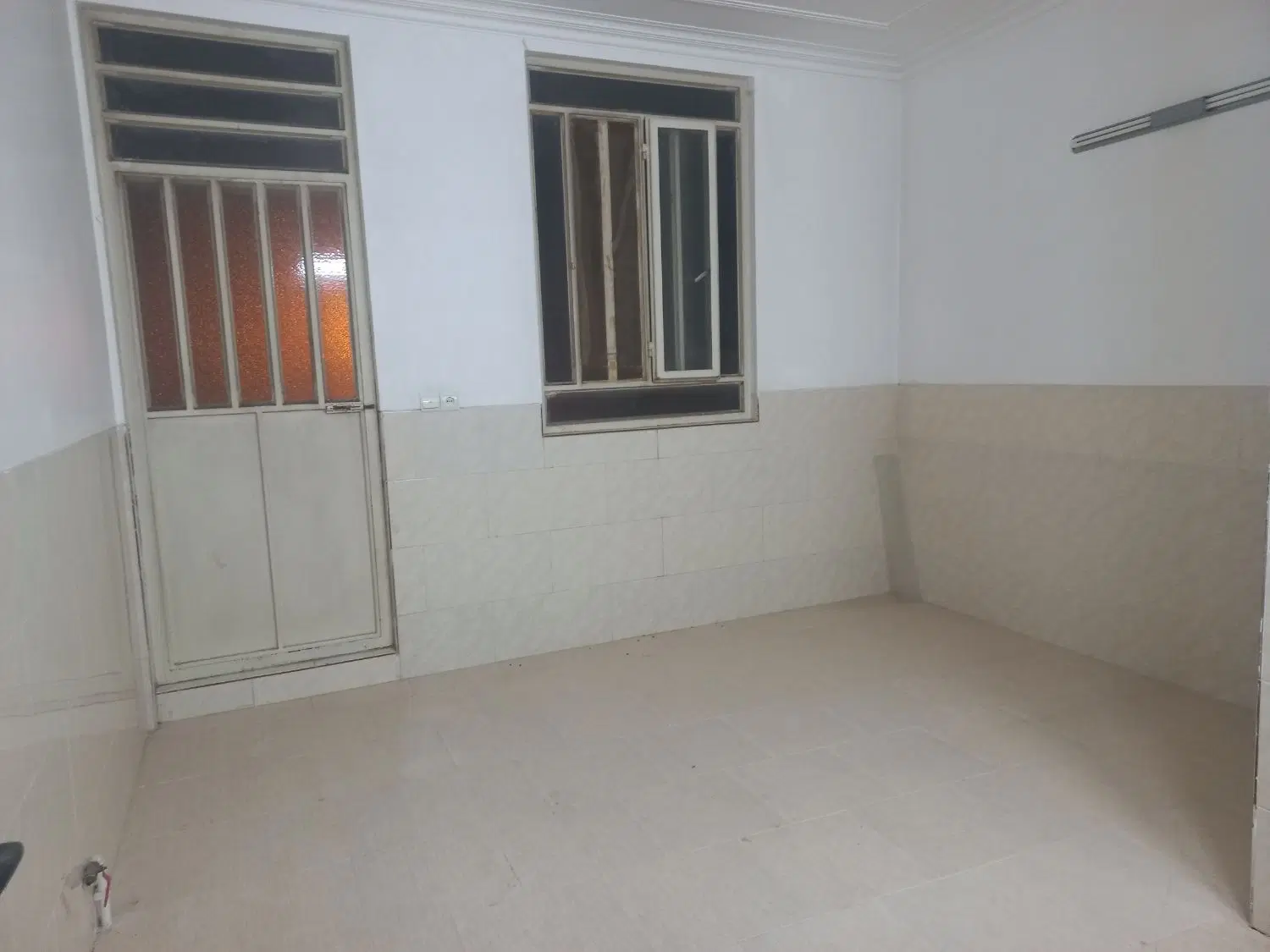 اجاره طبقه بالای مغازه