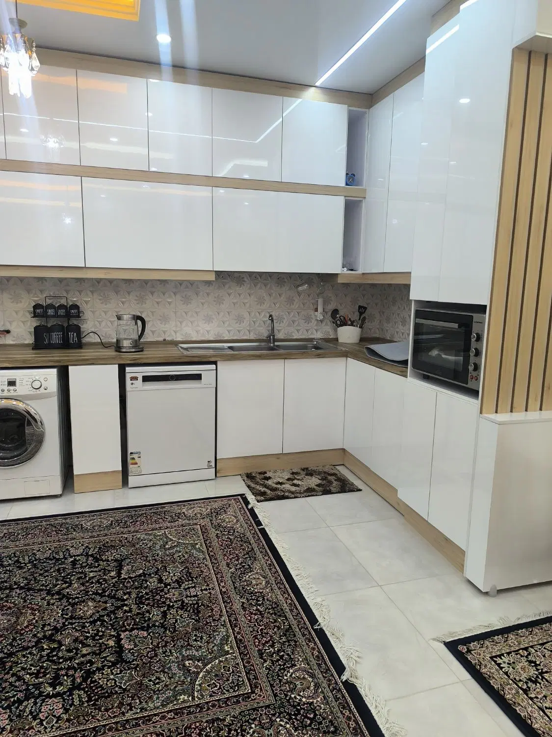خانه دو طبقه