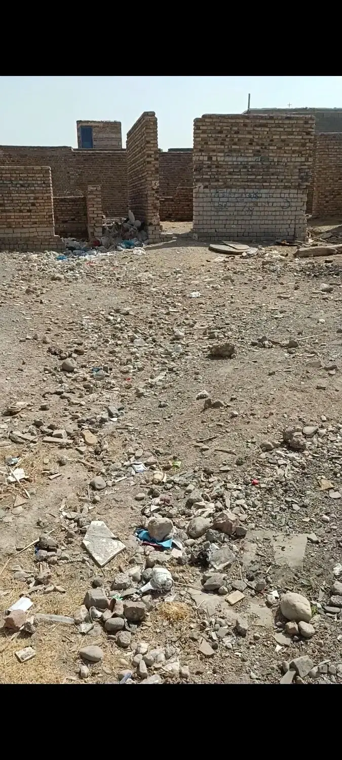 زمین فروشی