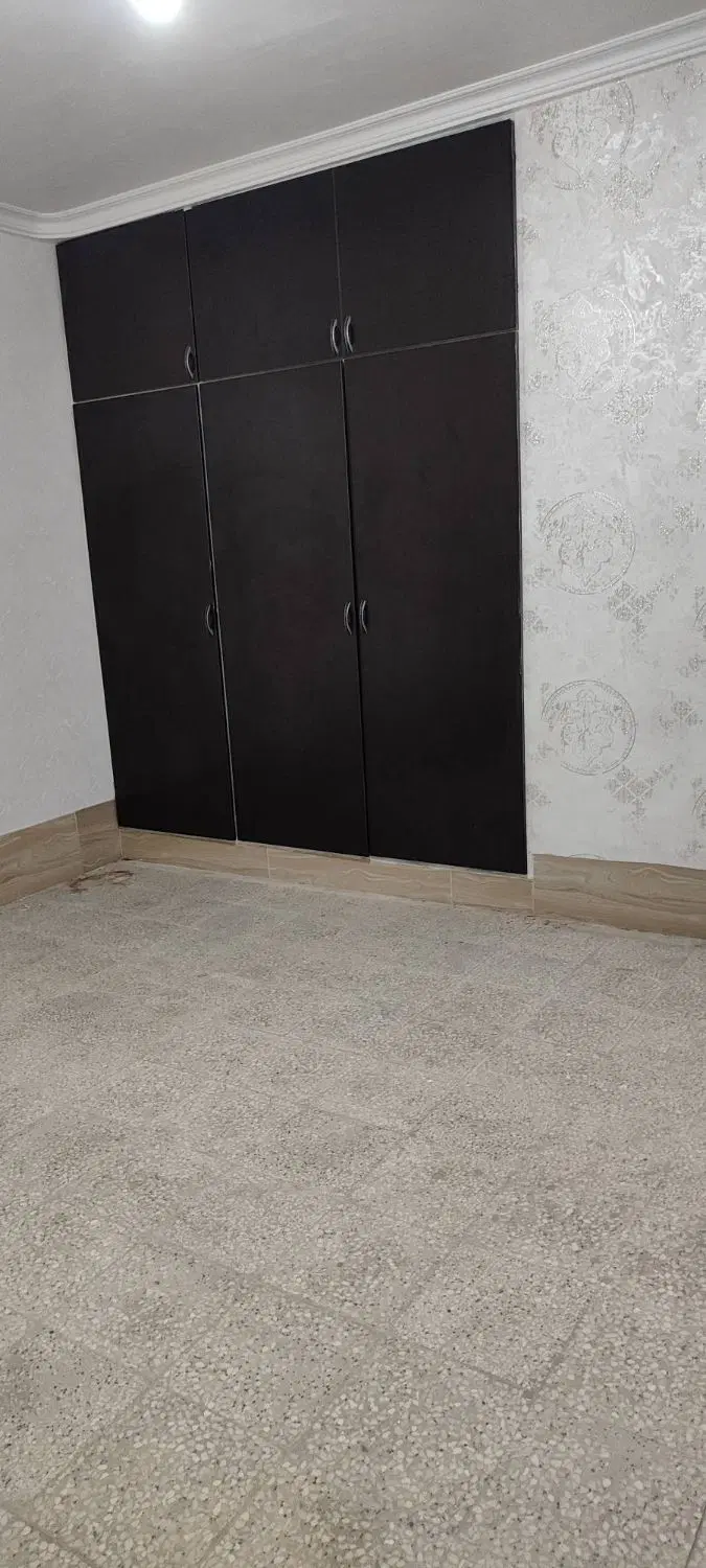فروش آپارتمان یک خوابه در گویم