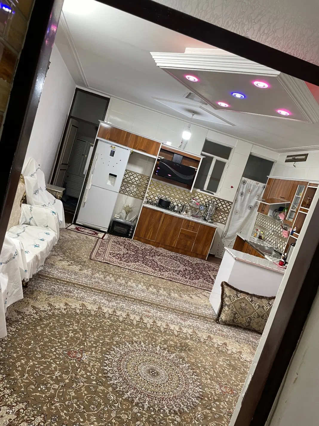خانه نقلی و تمیز