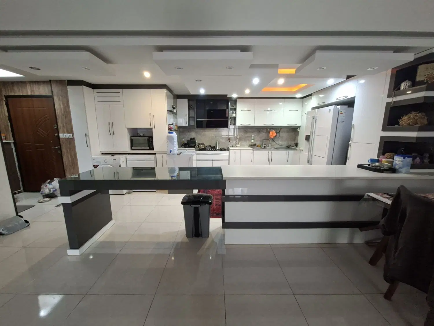 آپارتمان ۳ خواب تمام جنوبی