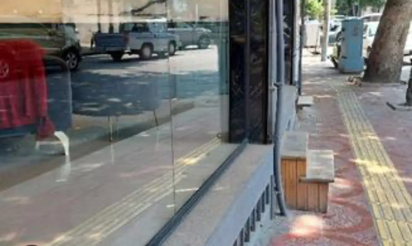 اجاره مغازه ۱۳۰ متری بر اصلی خیابان فرهنگ ساری