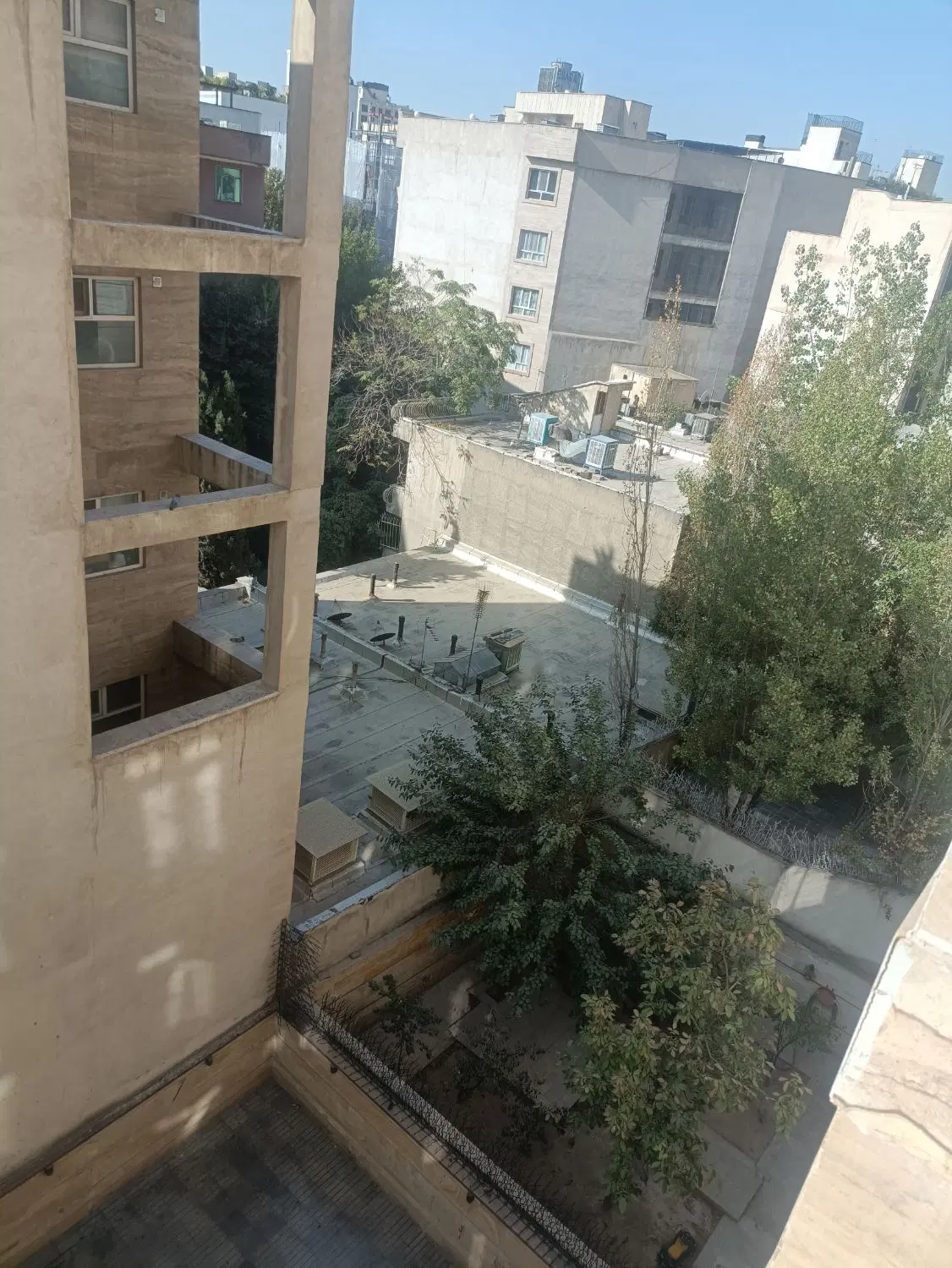 نیاوران 2700متر کلنگی