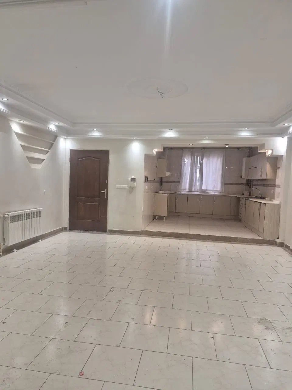 آپارتمان ۵۰ متر_طبقه اول_تاپ لوکیشن