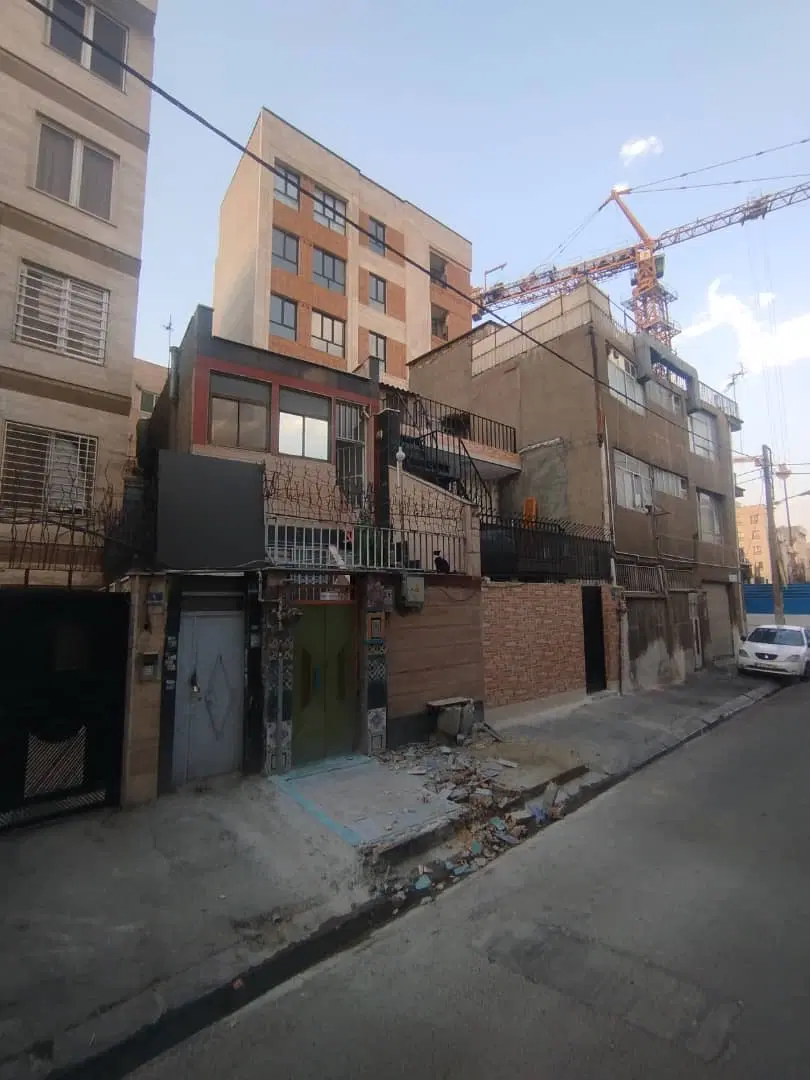 ۶۱ متر کلنگی در ۲ طبقه