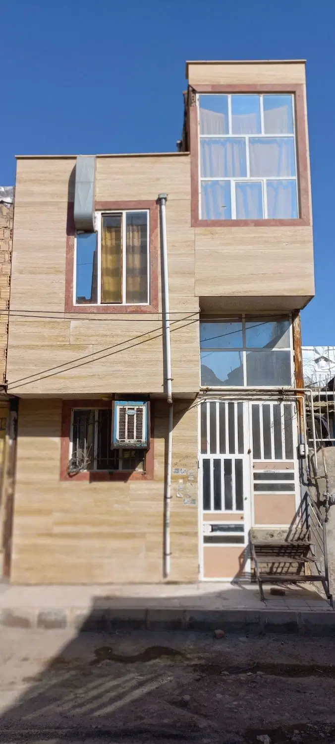 خانه دوطبقه شیک