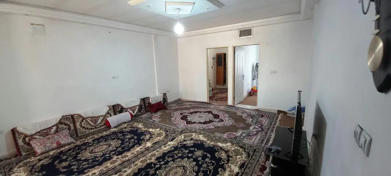 آپارتمان نو ساز ۸۰ متری سوم روی همکف