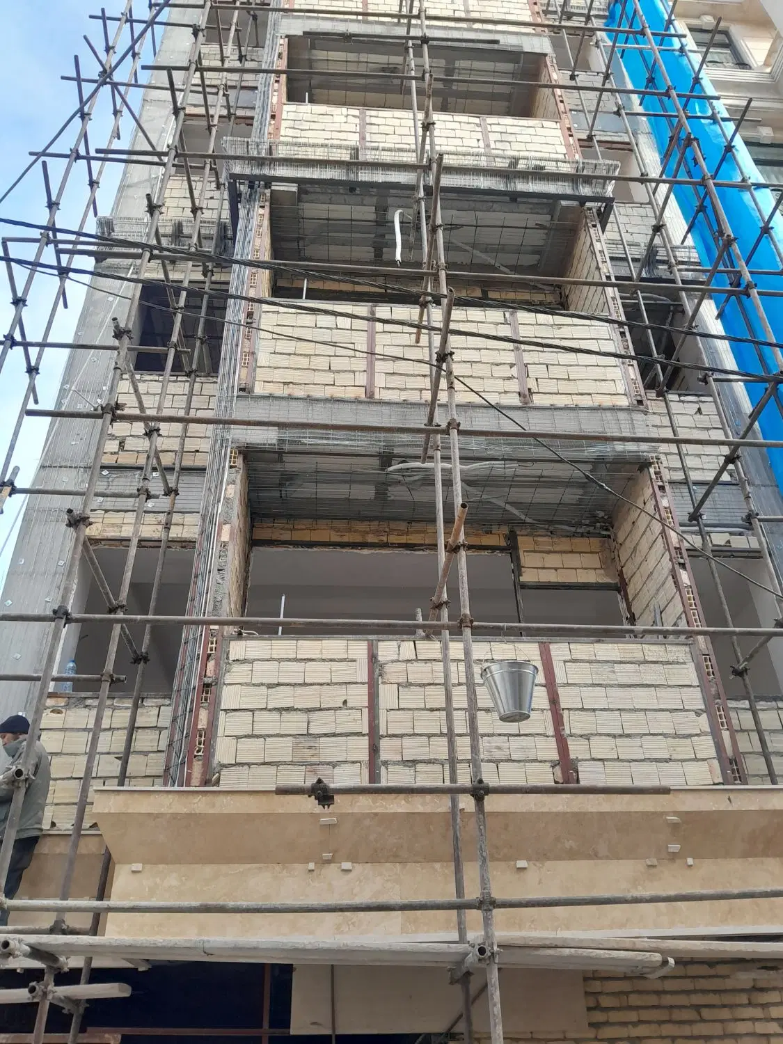 زمین بر یادگار امام