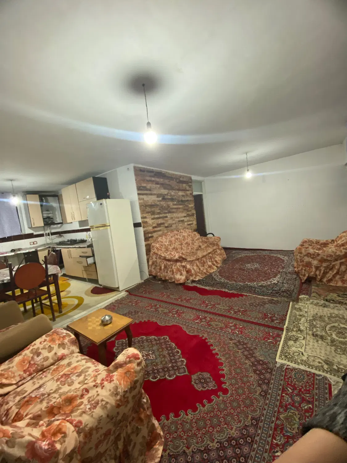 اجاره سالانه دو دهنه مغازه مجزا حیران