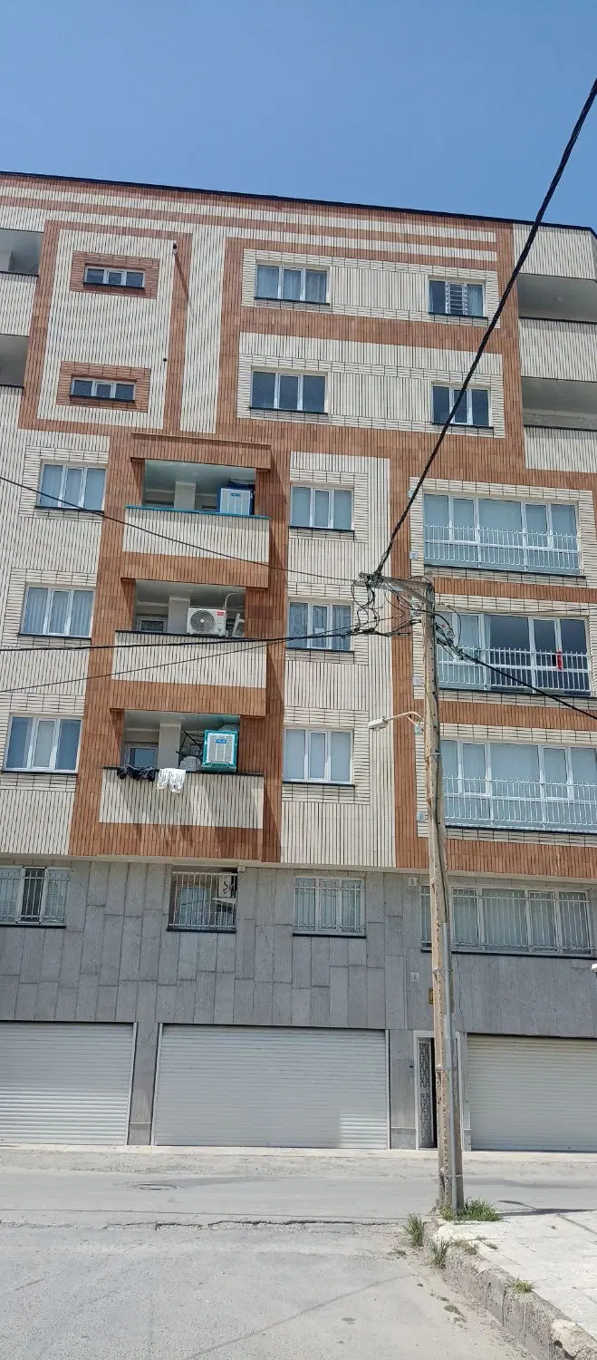 آپارتمان خشک تک واحدی