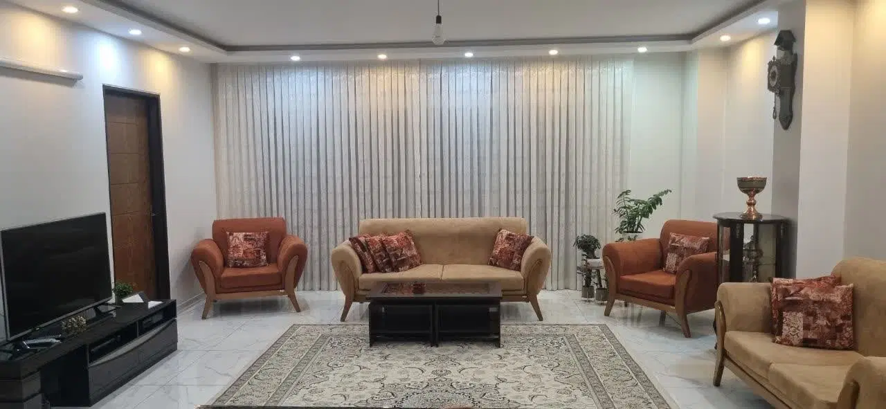 آپارتمان خیابان پروین