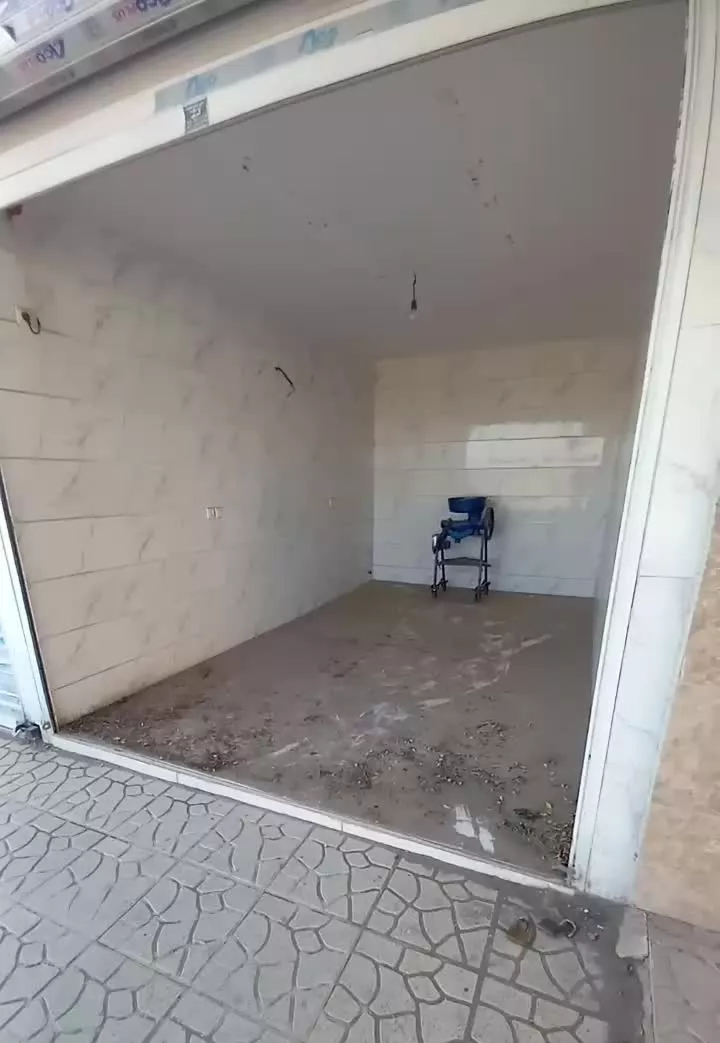 مغازه ۱۵ متری بهاران