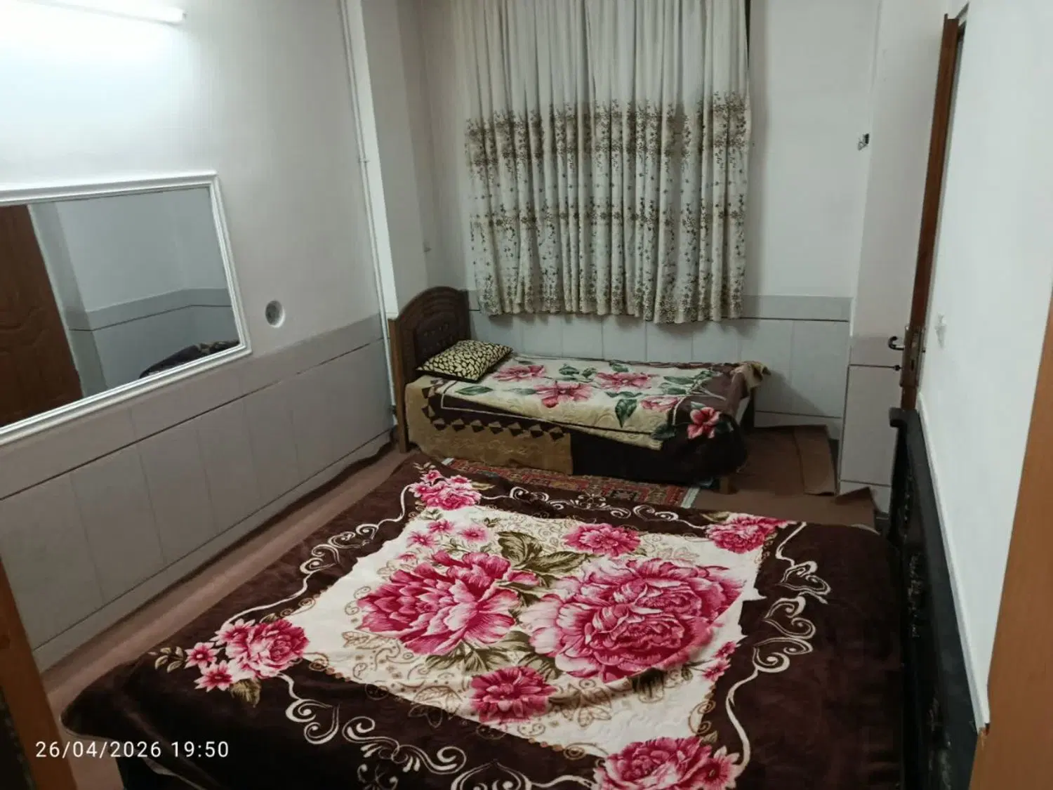 اقامتگاه هتل  اتاق خانه مسافر سوییت  در نایین‌