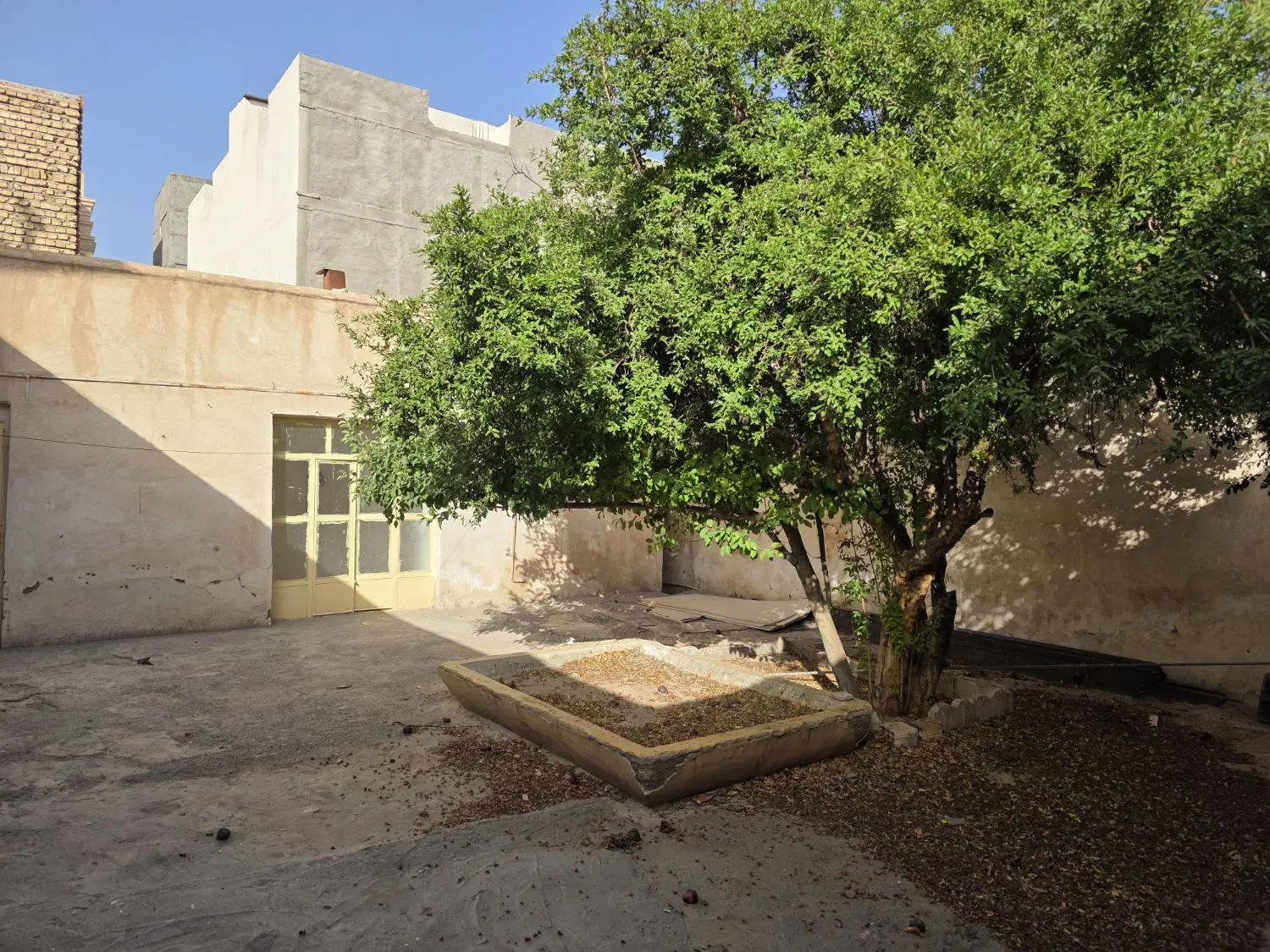 خانه مسکونی قدیمی