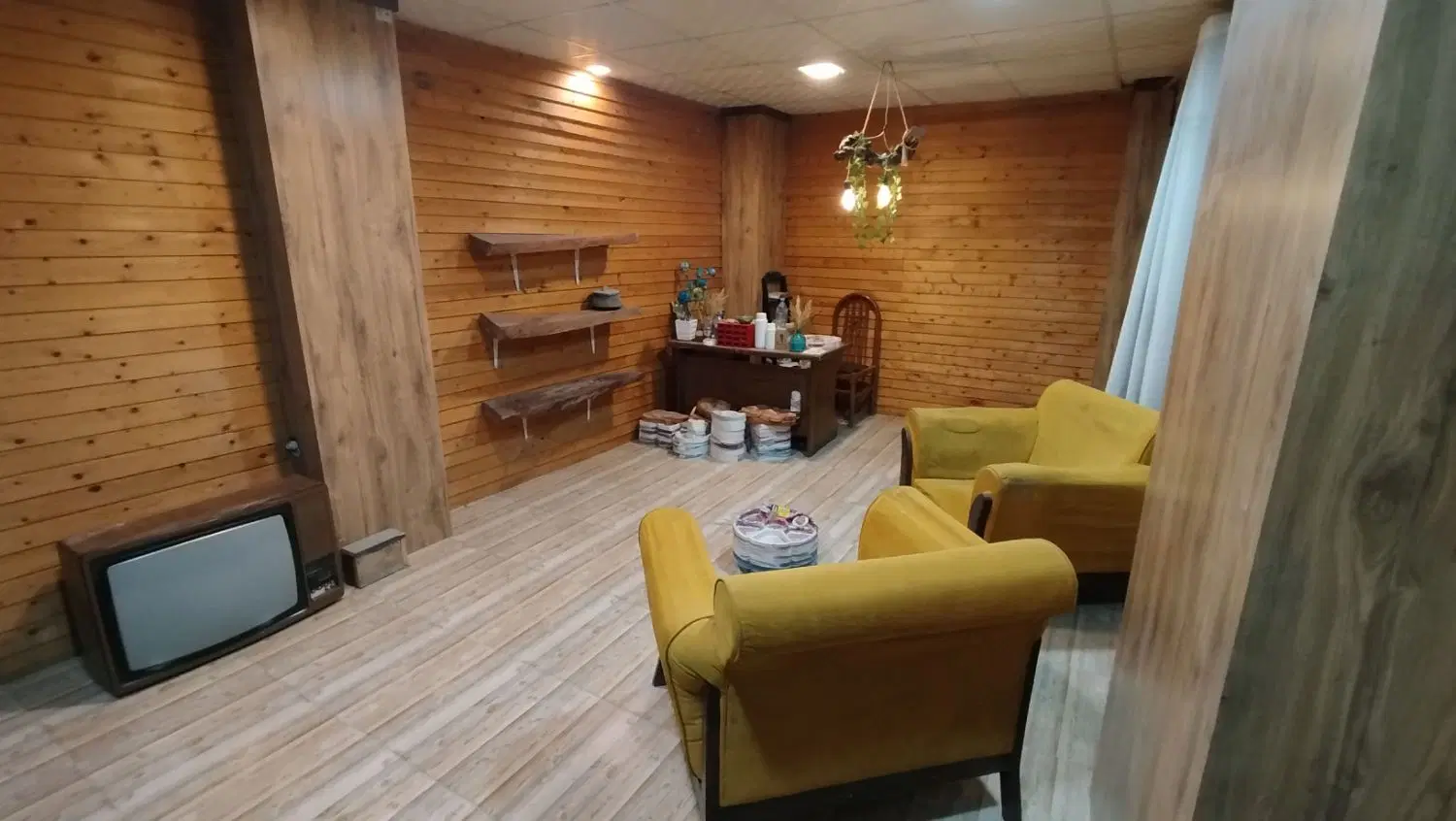 تجاری شیک حاشیه توحید