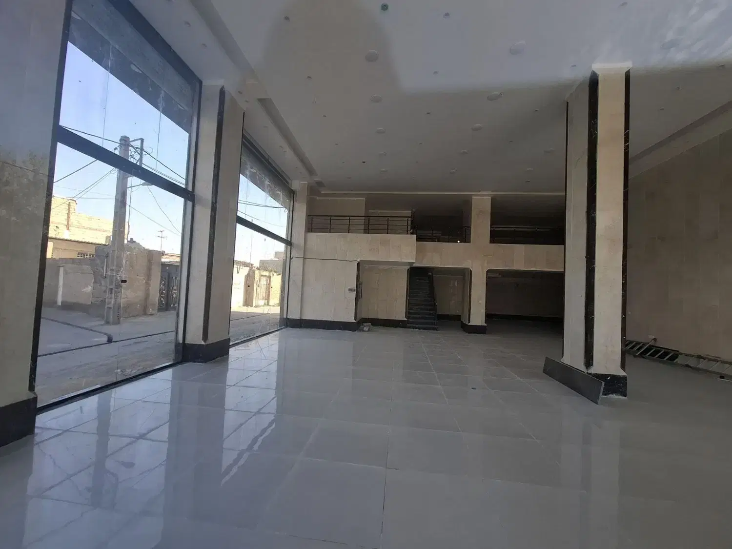 ۳۰۰ متر دوبلکس__ بلوار پوئینک