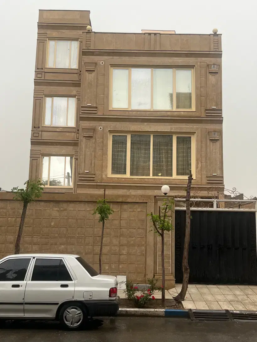 ساختمان ۳طبقه یکجا شهرک فاطمیه