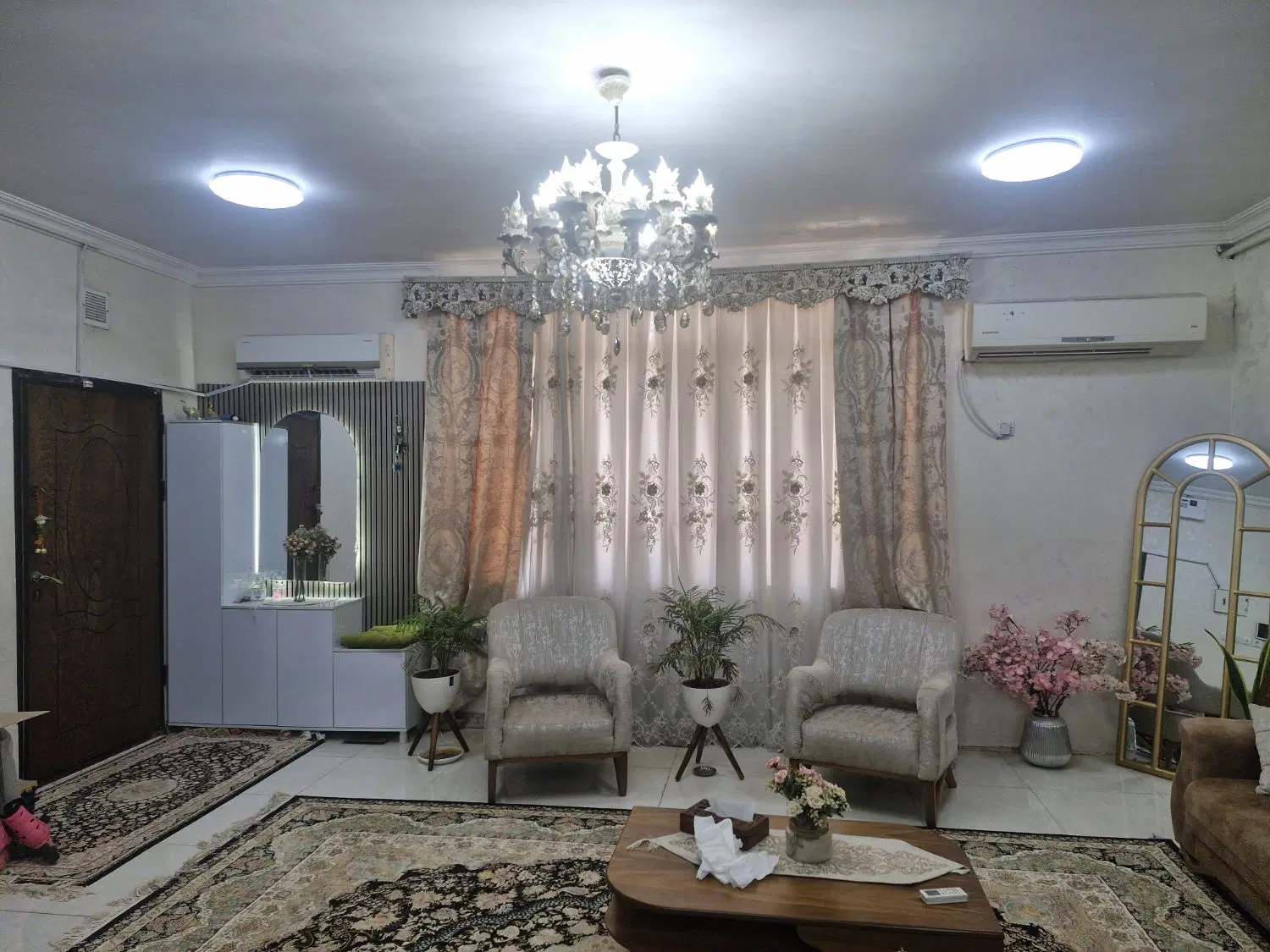 خانه ویلایی ۲۴۰ متری و مغازه شهرک اندیشه