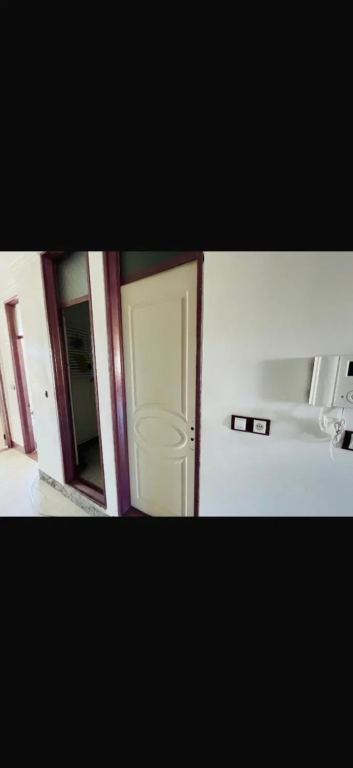 فروشگاه یک دستگاه آپارتمان شش دانگ