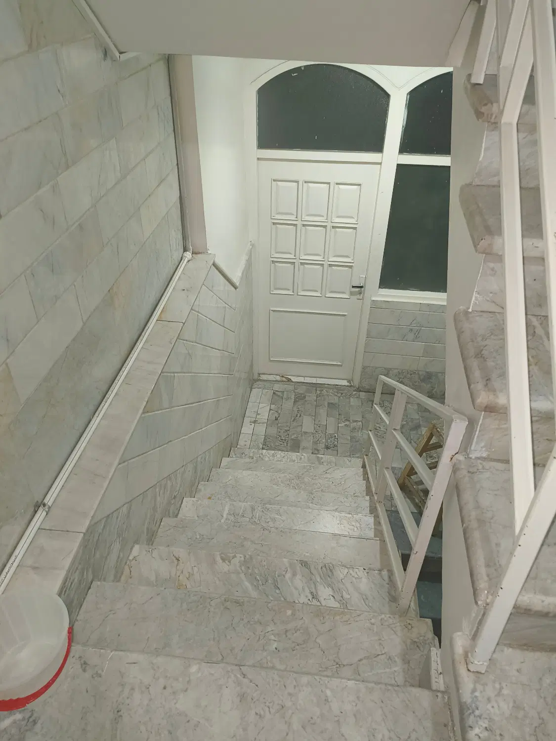 منزل مسکونی ابتدای سالاریه  بازسازی 1403 اکازیون