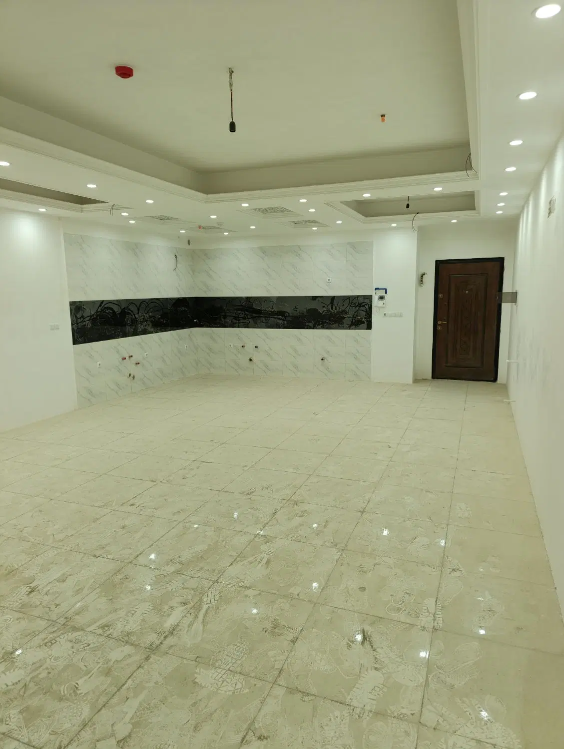 فروش واحد ۹۵ متری