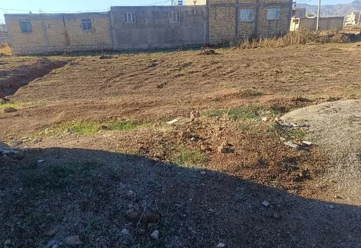 زمین ۲۰۰ متری در ملکشاهی