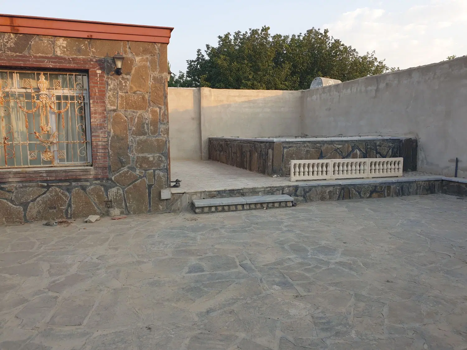 باغ لاکچری