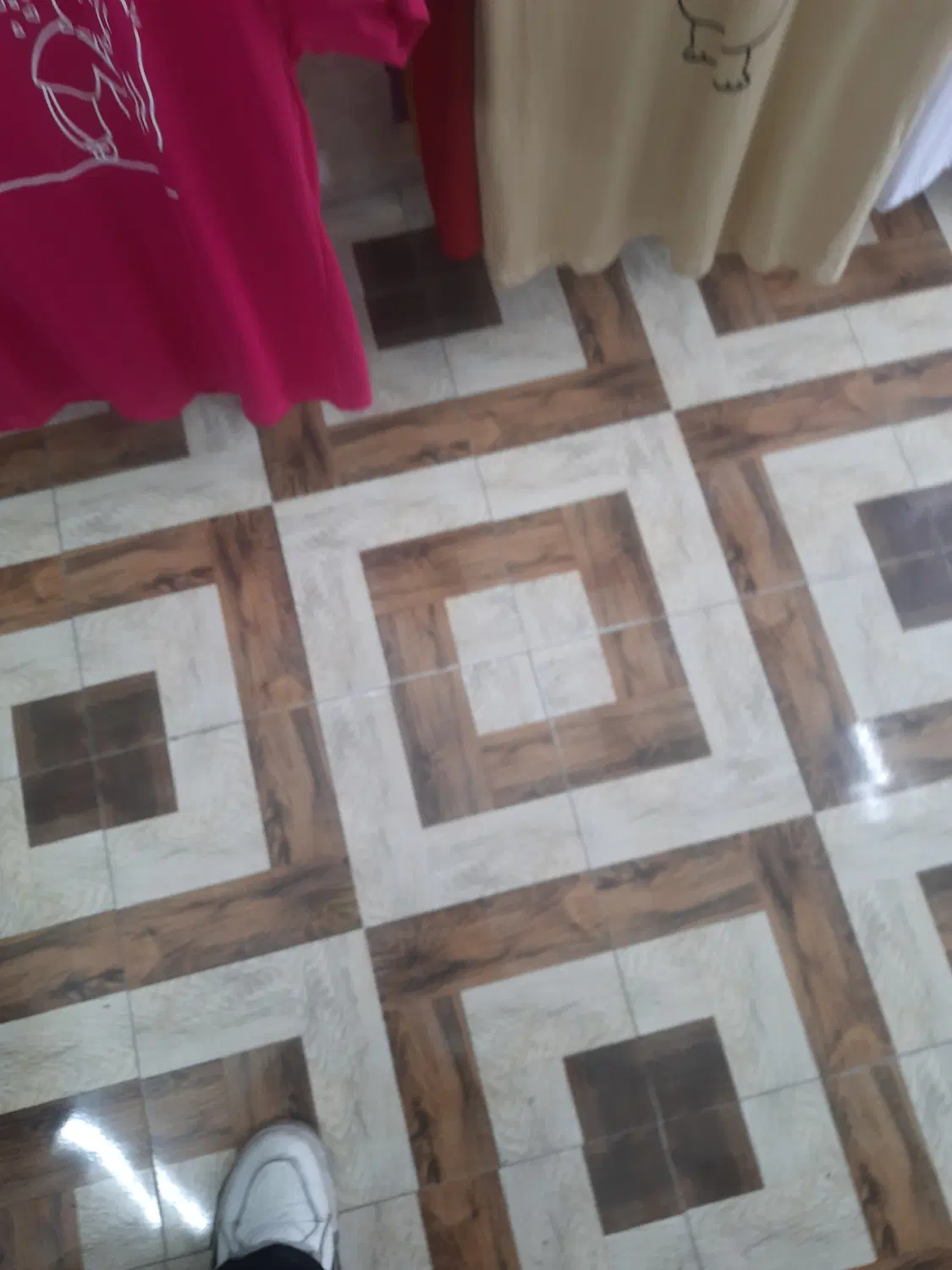 اجاره مغازه ۱۰ متری خیابان شهدا