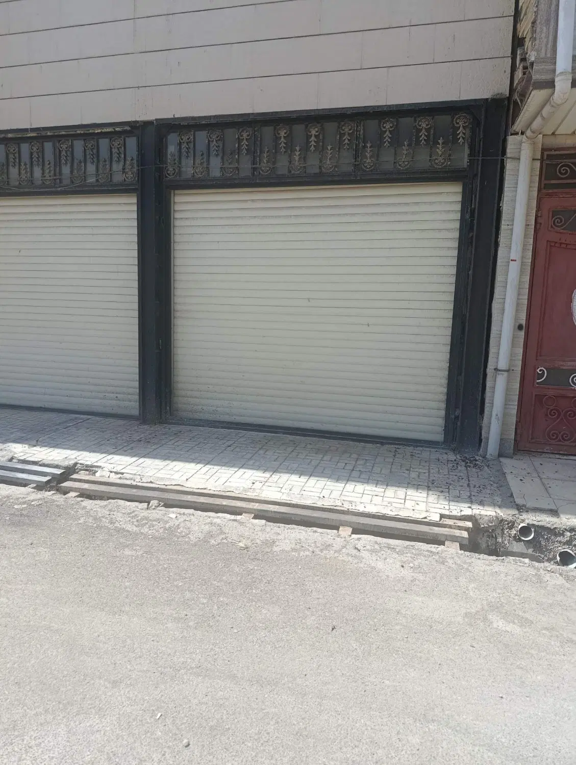 یک باب سالن جهت انبار