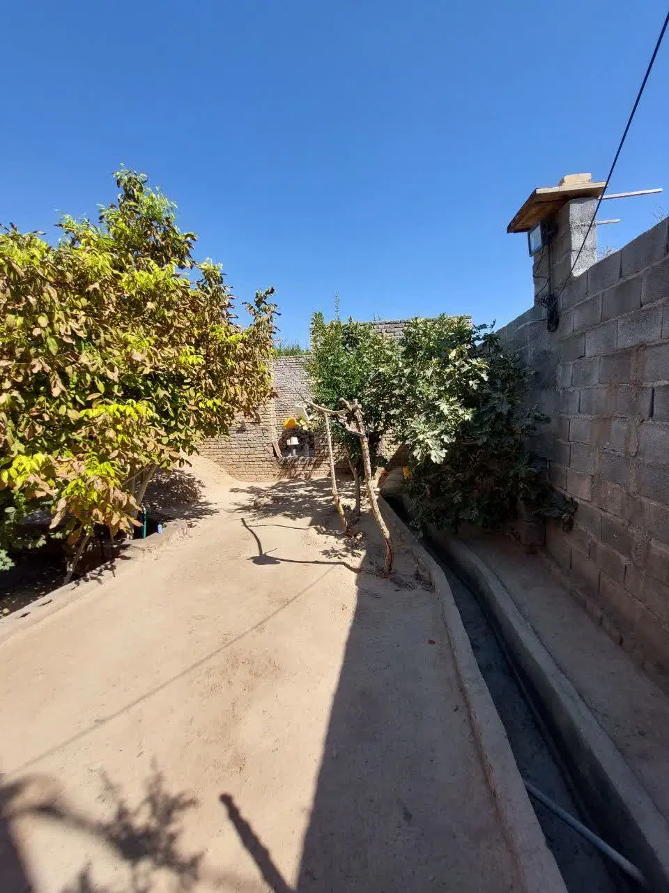 خونه باغ مهریز